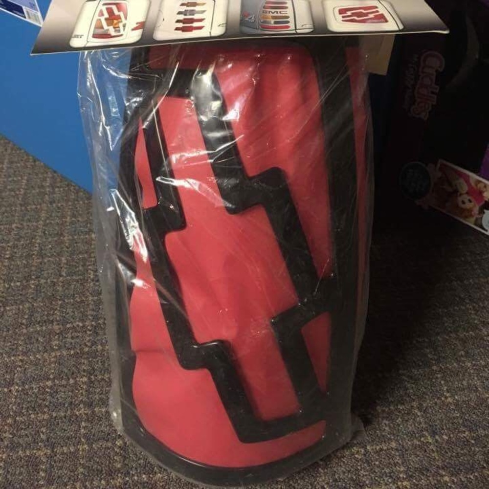 Bowtie Tail Light Covers 1999-2002 Chevy Silverado